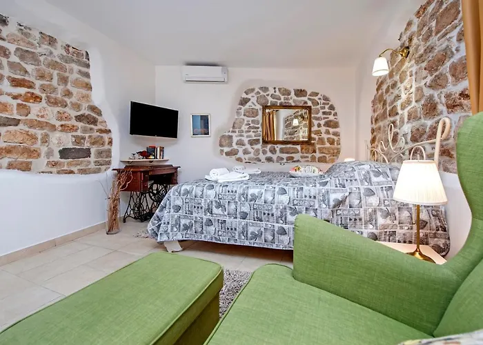 S. Benedetto 로비니