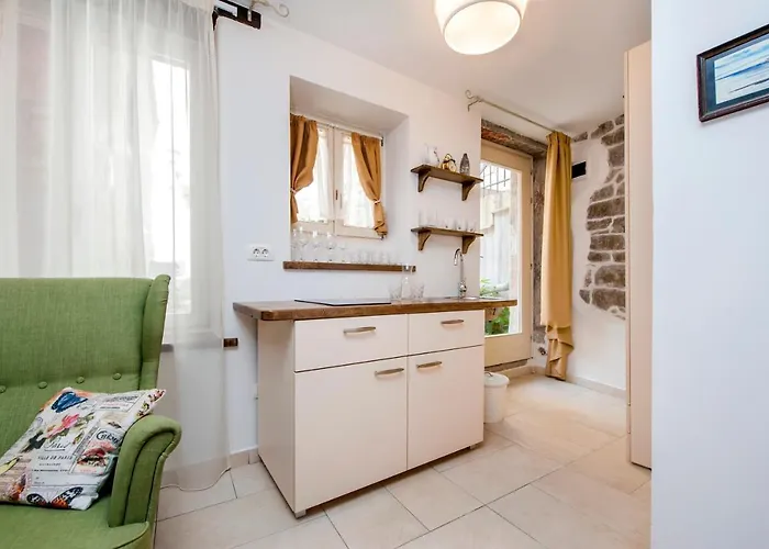 S. Benedetto * Ρόβινι